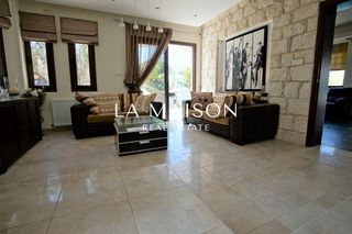 Βίλλα 338 τ.μ. για πώληση, Λεμεσός-thumb-4