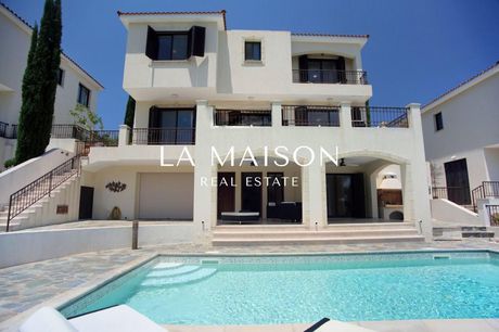 Villa 197sqm for sale-