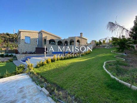 Villa 420sqm for sale-