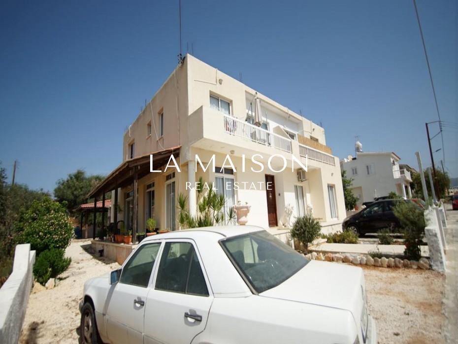 Επιχειρηματικό κτίριο 260 τ.μ. πρός πώληση, Πάφος