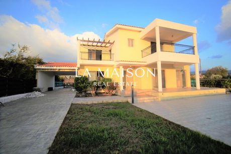 Villa 198sqm for sale-