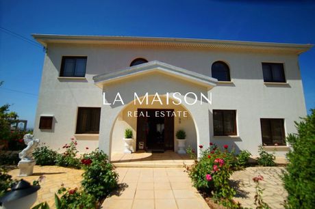 Villa 500sqm for sale-
