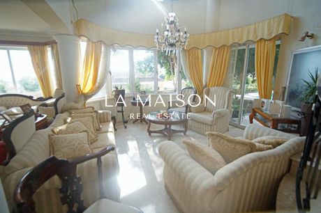 Villa 370sqm for sale-