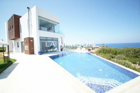 Villa 600sqm for sale-