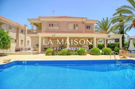 Villa 475sqm for sale-