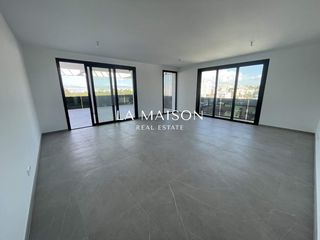 Διαμέρισμα 165 τ.μ. για ενοικίαση, Λευκωσία-thumb-1