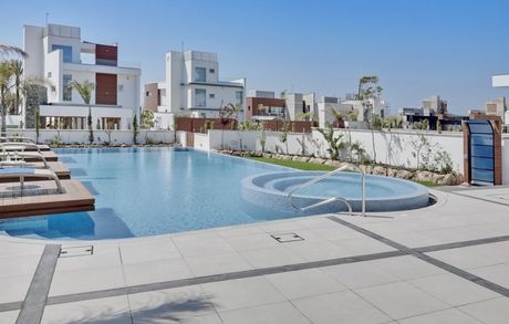 Detached home 565sqm for rent-