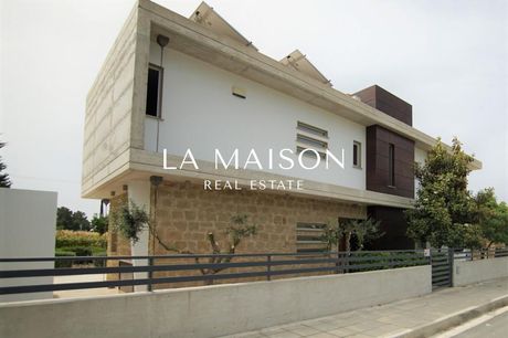 Villa 270sqm for sale-