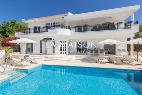 Villa 280sqm for sale-