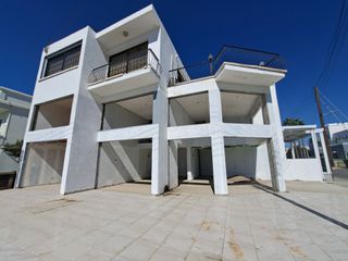 Κατάστημα 82 τ.μ. για ενοικίαση, Λάρνακα, Λάρνακα - Κέντρο-thumb-1