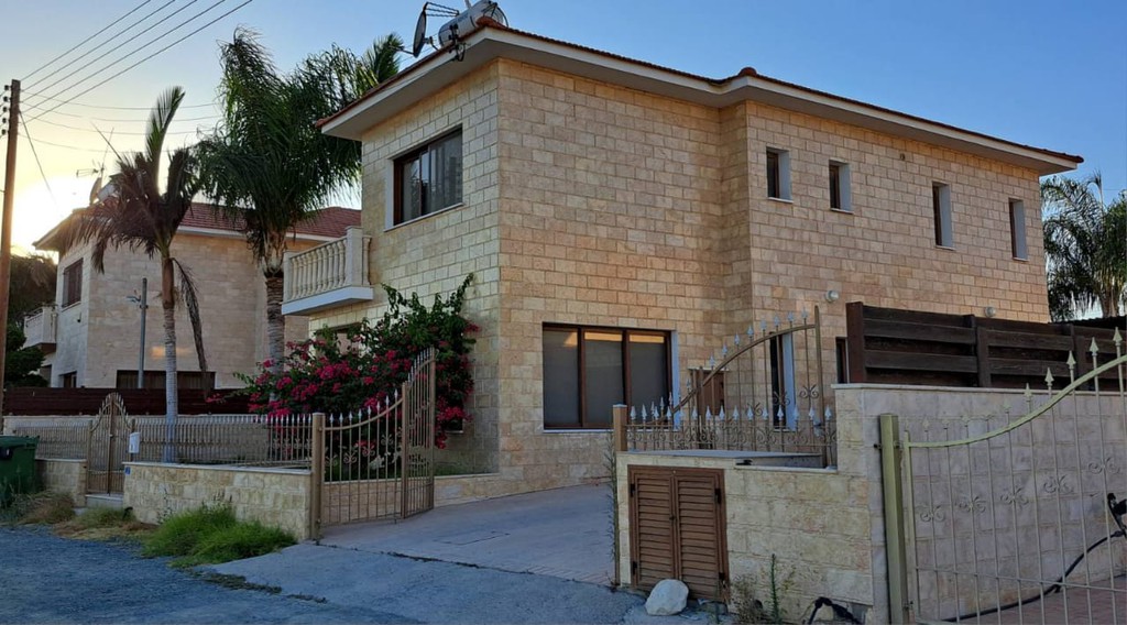Μονοκατοικία 250 τ.μ. πρός ενοικίαση, Λάρνακα, Ξυλοτύμπου
