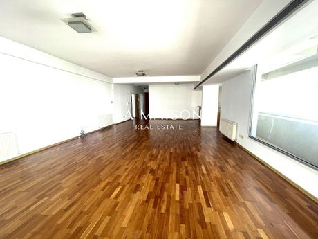 Apartment 250sqm for rent-