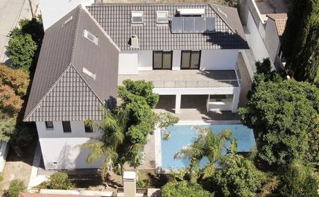 Detached home 592sqm for sale-