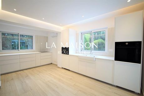 Villa 233sqm for sale-