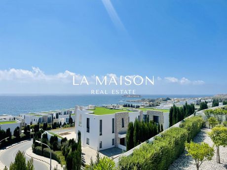 Villa 0sqm for sale-