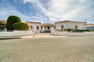 Βίλλα 780 τ.μ. για πώληση, Πάφος-thumb-1