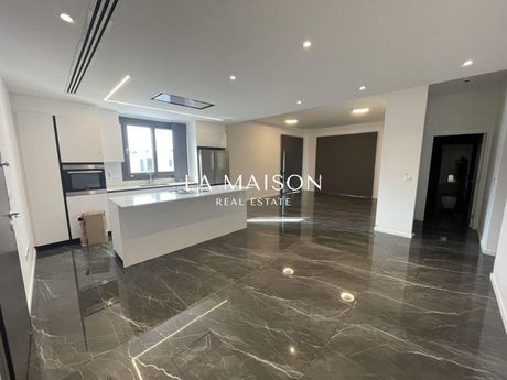 Apartment 135sqm for rent-