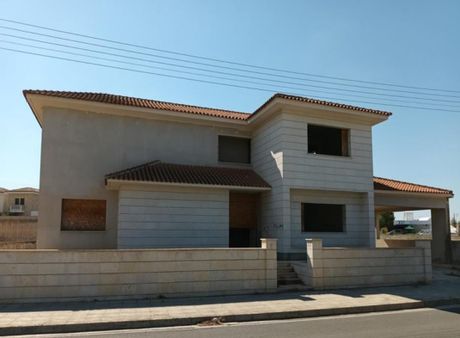Detached home 340sqm for sale-