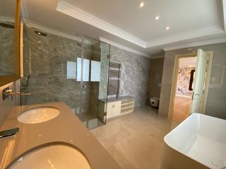 Office 210 sqm for rent, Limassol-thumb-16