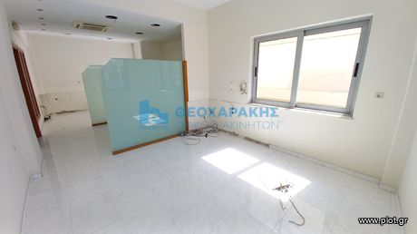 Office 53sqm for rent-Heraclion Cretes » Center