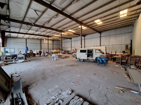 Warehouse 400sqm for rent-Therisos » Vamvakopoulo
