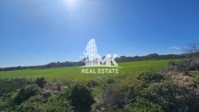 Αγροτεμάχια 750.000 τ.μ. προς πώληση, Λίνδος
