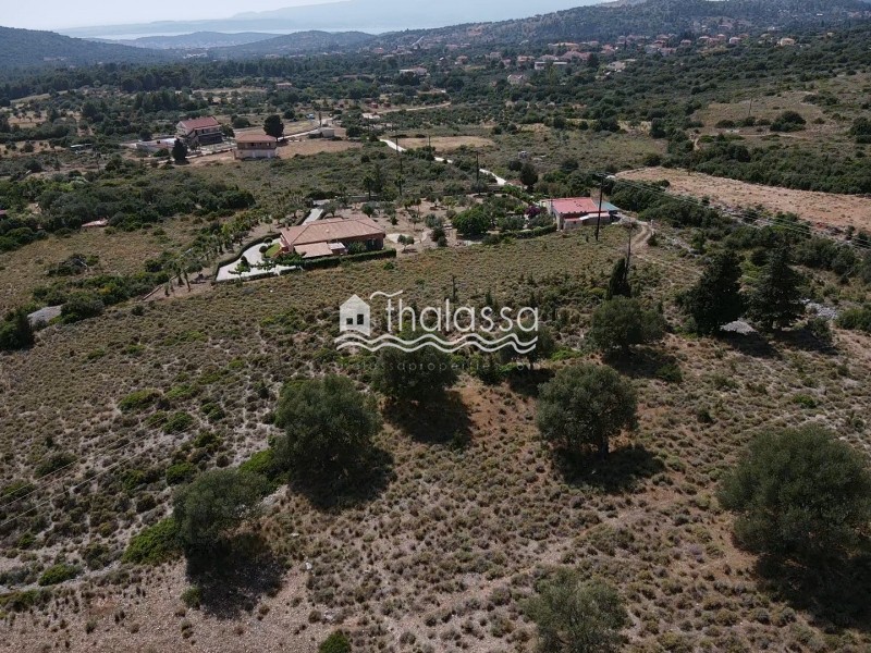 Οικόπεδο 2.400 τ.μ. προς πώληση, Αργοστόλι