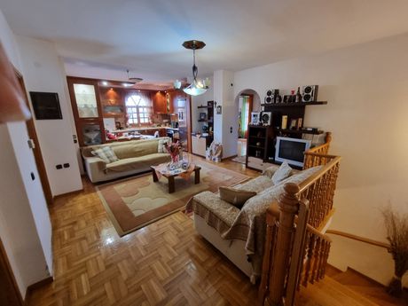 Detached home 300sqm for sale-Arnaia » Center