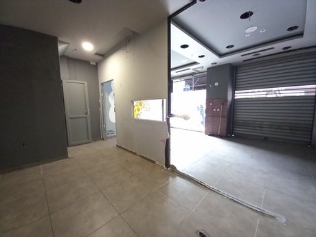 Store 180sqm for rent-Center