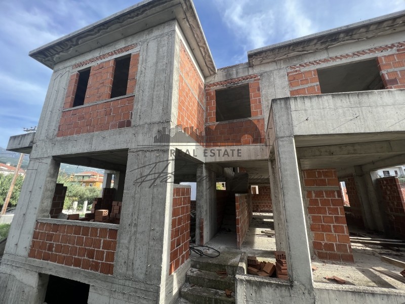 Συγκρότημα διαμερισμάτων 500 τ.μ. προς πώληση, Μαγνησία, Αγριά