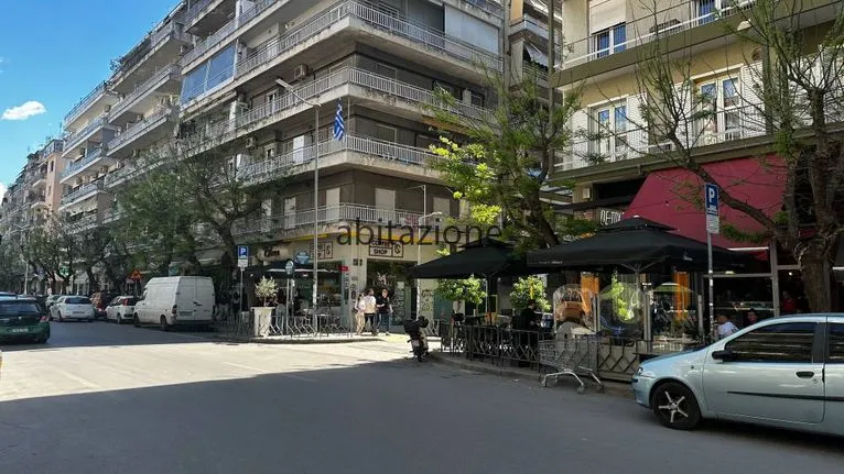 Store 30 sqm for sale, Thessaloniki - Center, Rotonta