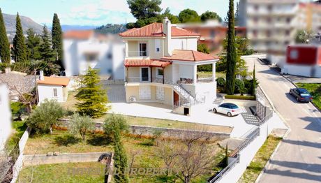 Detached home 400sqm for sale-Livadeia » Center