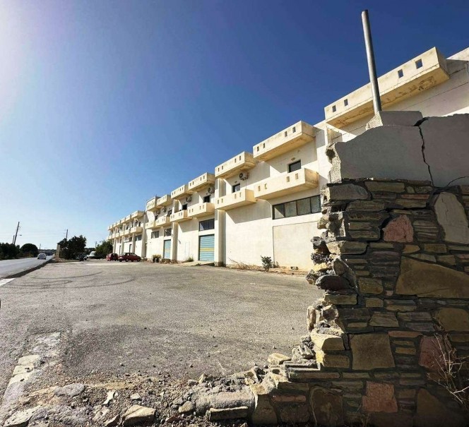 Βιομηχανικός χώρος 2.412 τ.μ. προς πώληση, Κουτσουνάρι