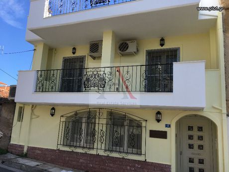 Villa 280sqm for sale-Amarinthos » Koukaki