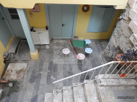 Μονοκατοικία 320τ.μ. για πώληση-Πειραιάς - κέντρο