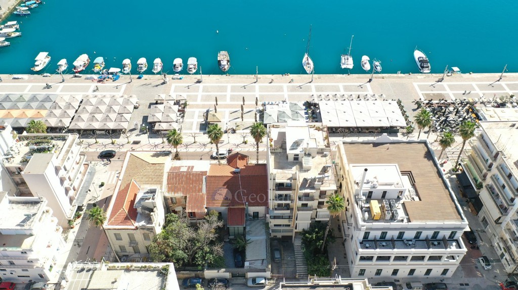 Επιχειρηματικό κτίριο 460 τ.μ. πρός ενοικίαση, Μεσσηνία, Καλαμάτα