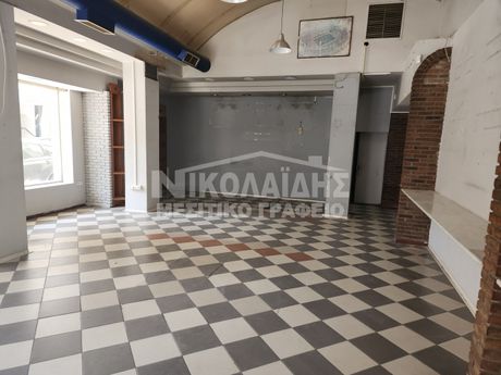 Store 77sqm for rent-Serres » Center