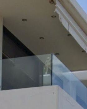 Μονοκατοικία 360τ.μ. για πώληση-Γλυφάδα » Αιξωνή