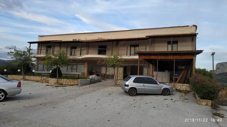 Επιχειρηματικό κτίριο 711,60 τ.μ. για ενοικίαση