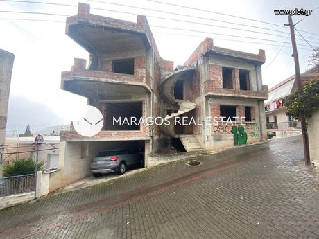 Apartment complex 200sqm for sale-Argos » Center