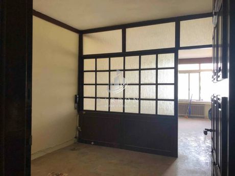 Office 32sqm for rent-Center