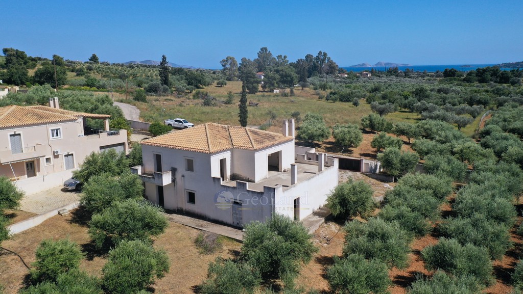 Μονοκατοικία 280 τ.μ. προς πώληση, Πετροθάλασσα
