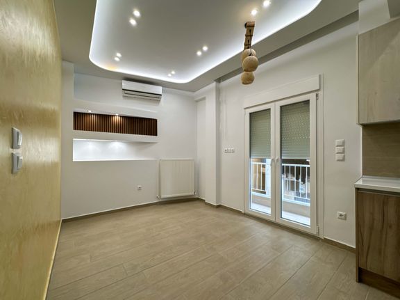 Studio 40 sqm for rent, Thessaloniki - Center, Mpotsari