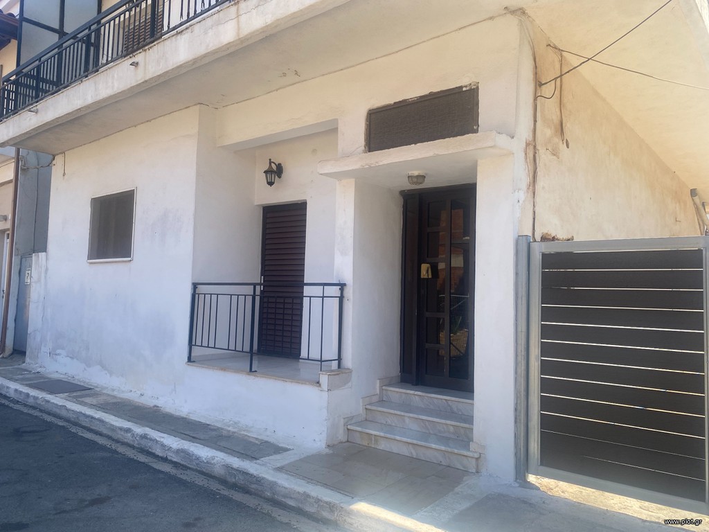 Διαμέρισμα 72 τ.μ. προς πώληση, Κέντρο Φιλιατρών