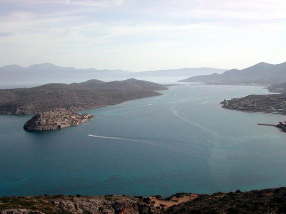 Land plot 9.500 sqm for sale, Lasithi Prefecture, Agios Nikolaos