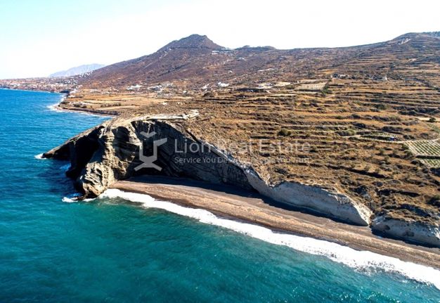 Land plot 27.500 sqm for sale, Cyclades, Santorini