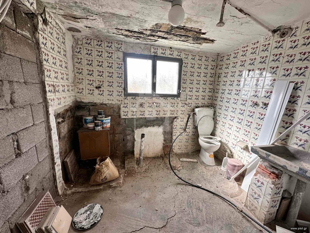 Μονοκατοικία 87 τ.μ. πρός πώληση, Ν. Λέσβου, Λέσβος - Πλωμάρι