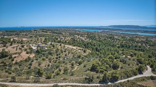Αγροτεμάχια 32.000 τ.μ. προς πώληση, Βερβερούδα-thumb-15