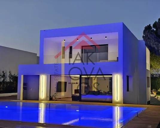 Villa 450 sqm for rent, Athens - South, Vari - Varkiza