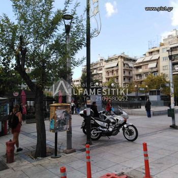 Business bulding 800sqm for sale-Kentro » Plateia Vathis